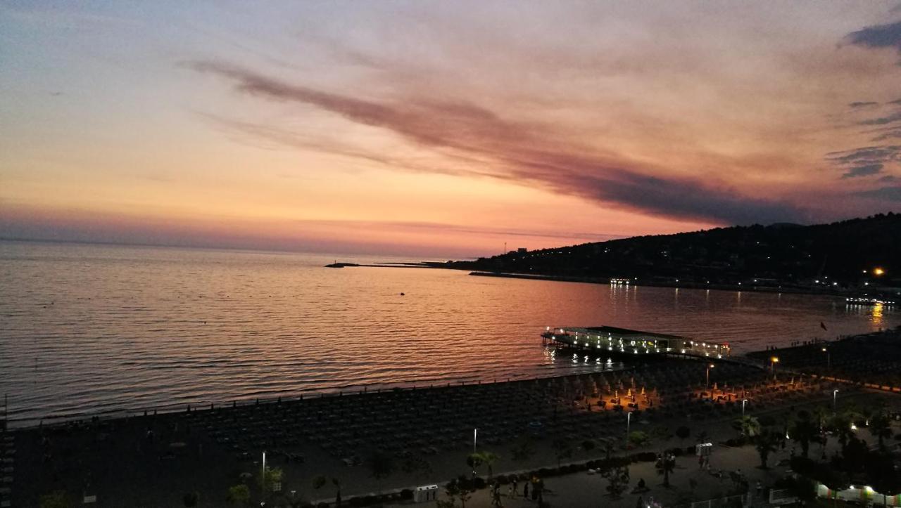 Nada Seaview Apartment Shëngjin المظهر الخارجي الصورة